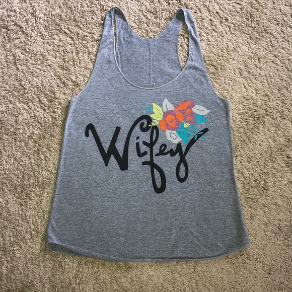 M graphic Razorback tanks - Picture 2 of 4